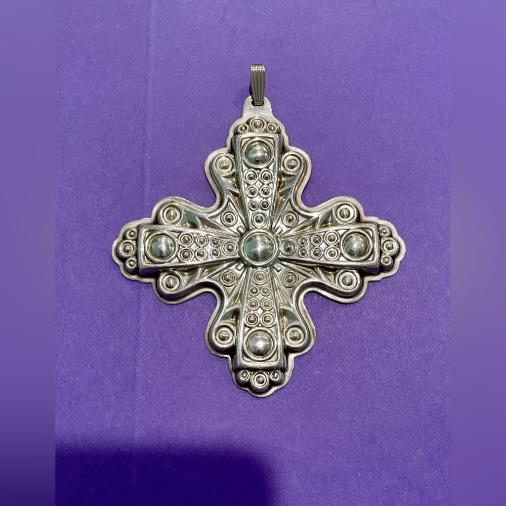 Reed & Barton 1972 Christmas Cross